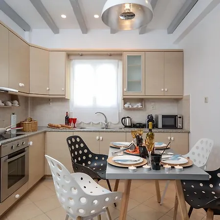 My Island Homes And Appartamento Naxos City